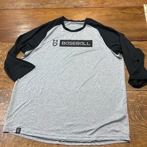 Under Armour Gray and Black Raglan Tee sz XL baseball